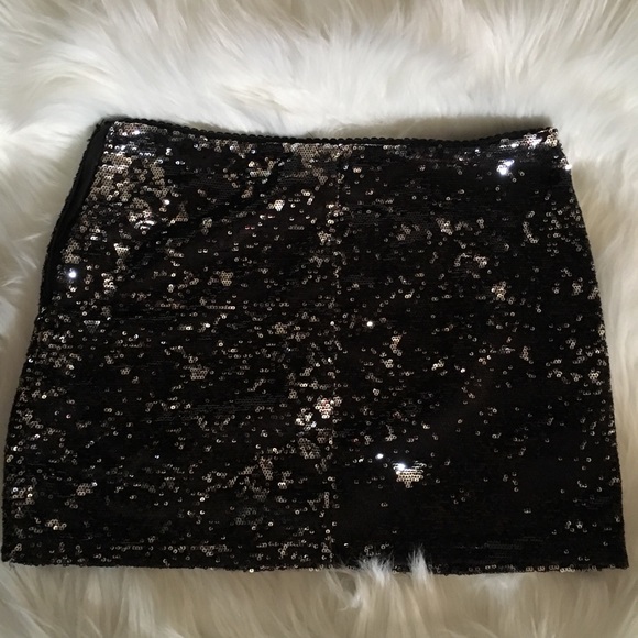 Forever 21 Skirt - Picture 2 of 3